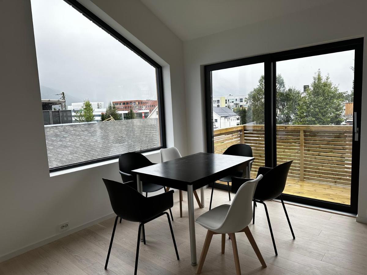 Skagesund Guest House With Free Parking Tromsø Esterno foto